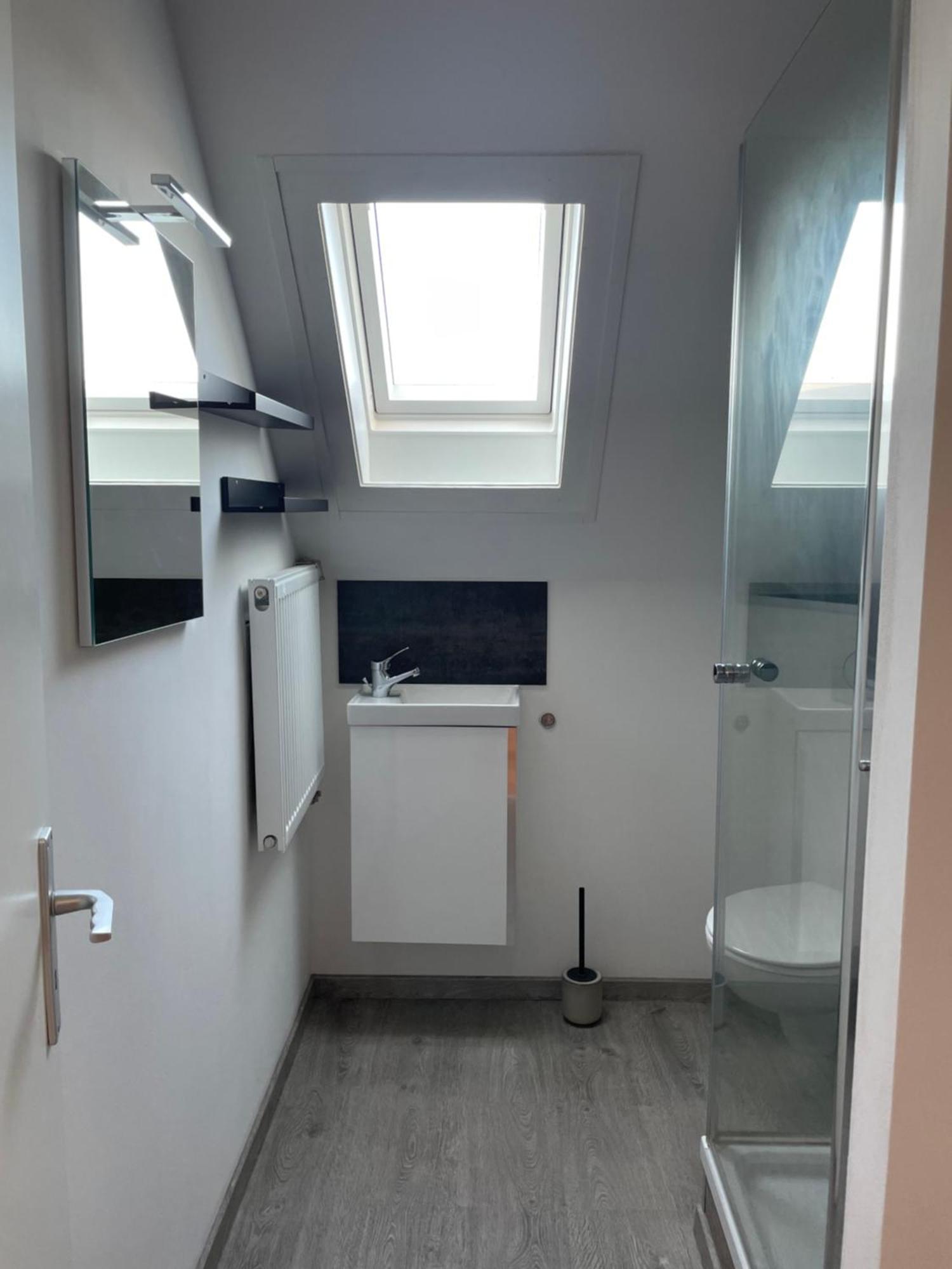 Kpt Verwaltungs Und Service Gbr Ploen Luaran gambar